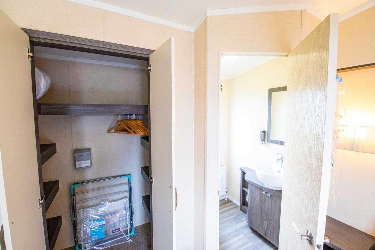 Big Skies Platinum Plus Holiday Home With Wifi, Netflix, Dishwasher, Decking Camber Exterior foto
